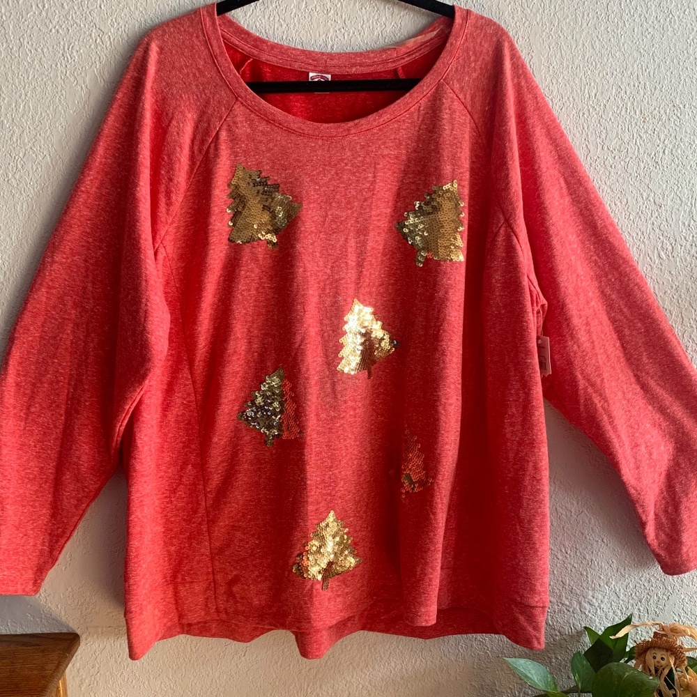✨✨Holiday Time plus size sweatshirt w/gold sequin trees NWT